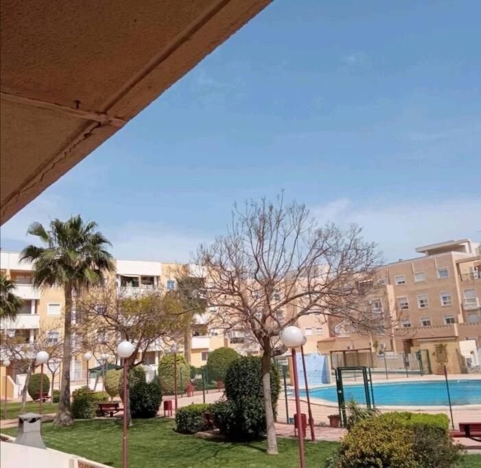 Apartamento Zona Playa En Roquetas Cerca De Bares Restaurantes Y Centro Comercial Roquetas de Mar Buitenkant foto